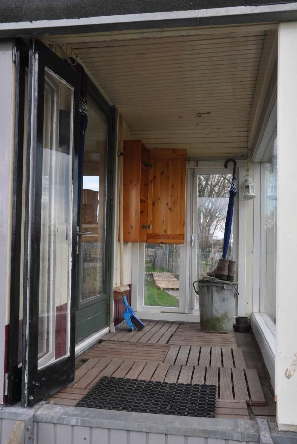 Gypsy Waggon - A Villa On Wheels Amsterdam Exterior photo